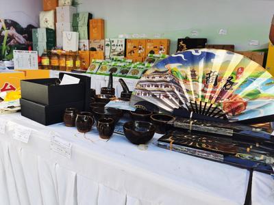 商洛美食 特色产品 旅游文创产品齐聚秦岭博物馆沙排集市