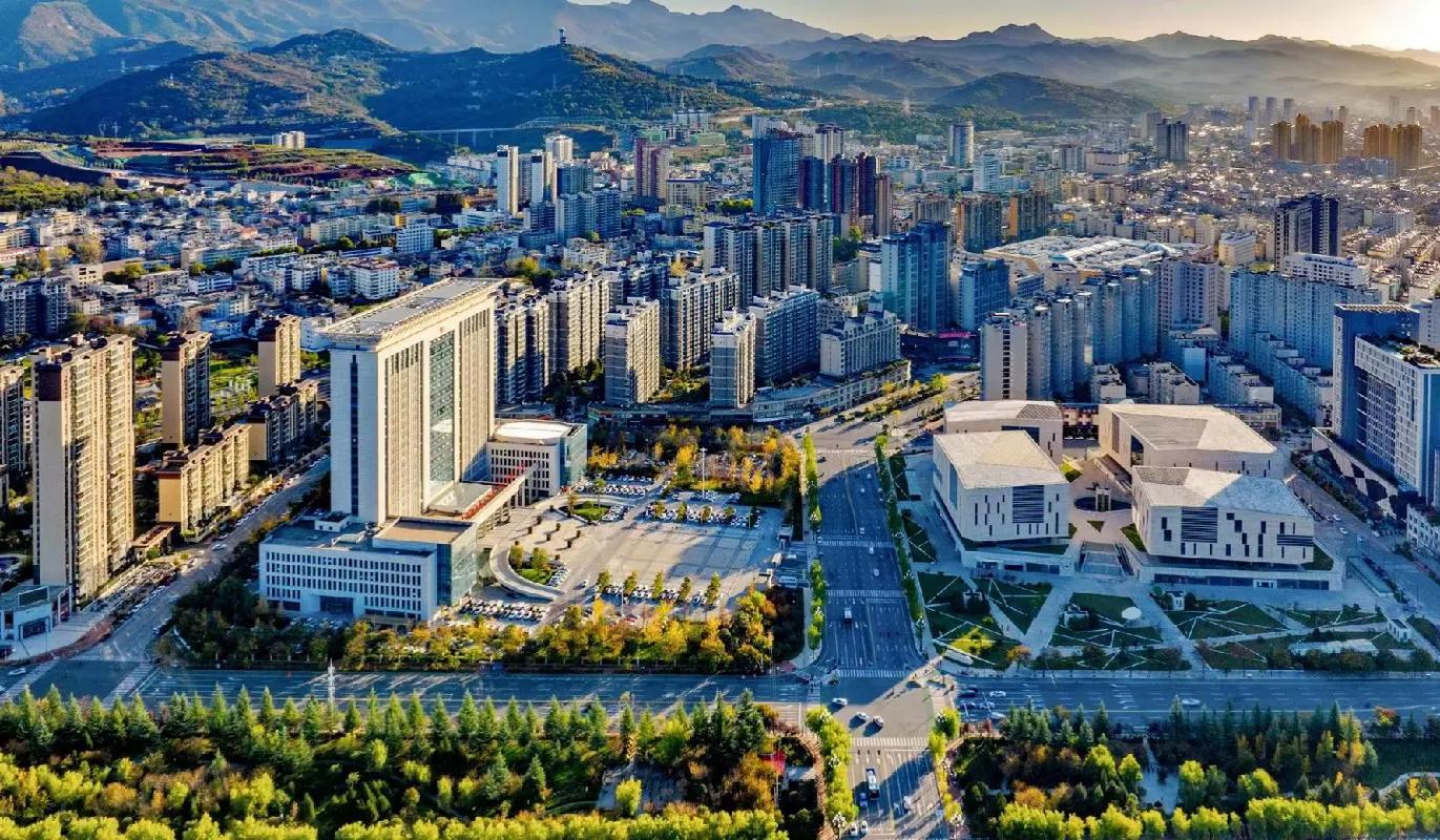 城市风景三.丹水(丹江)发源于秦岭东麓,流经商洛市三县后注于